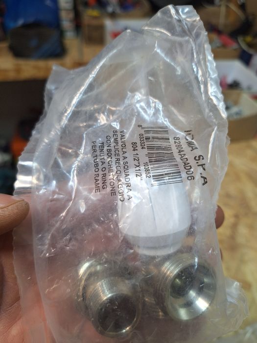 Piese sanitare  conectori