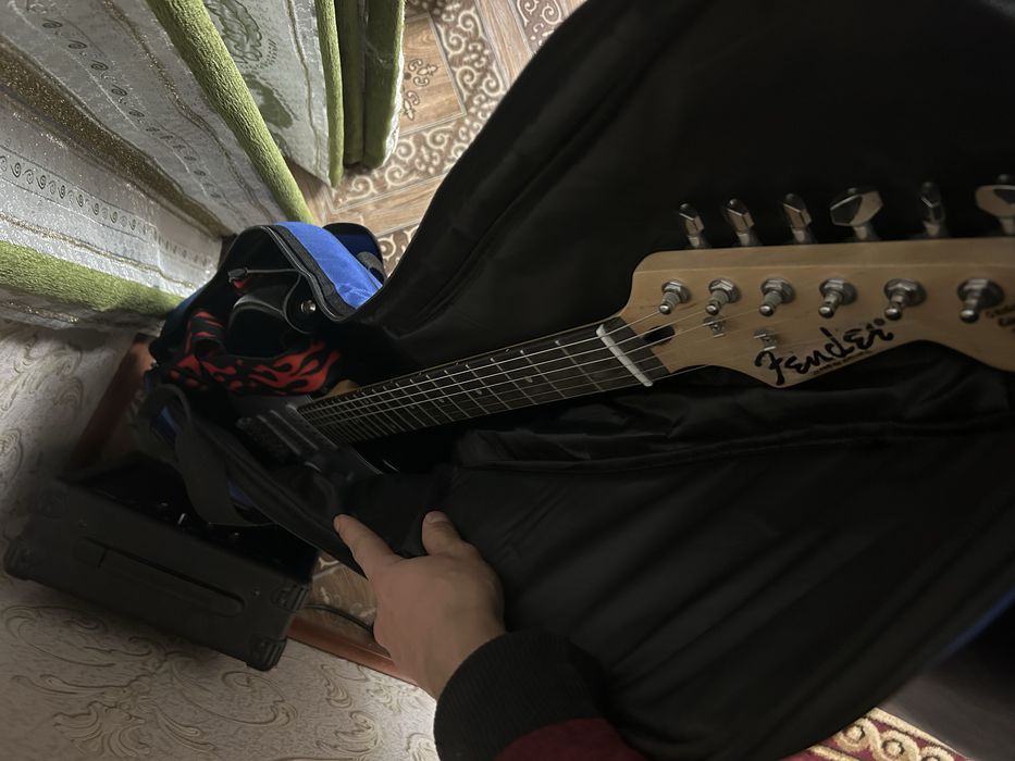 гитара Stratocaster электронный идеал состояние