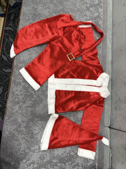 Продается костюм санты детский