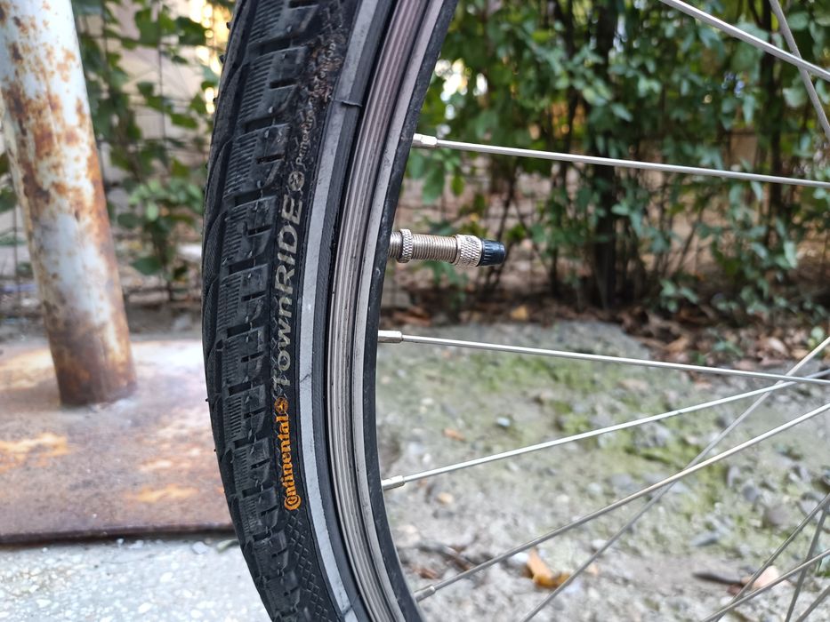 Vând două biciclete