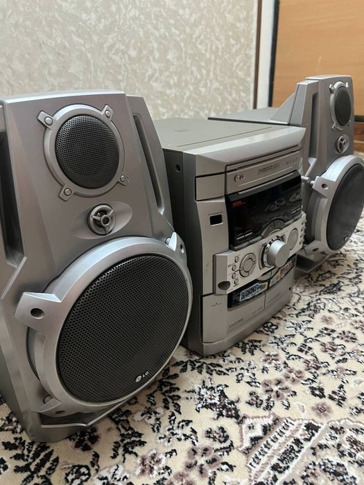 Продается музыкальный центр самсунг