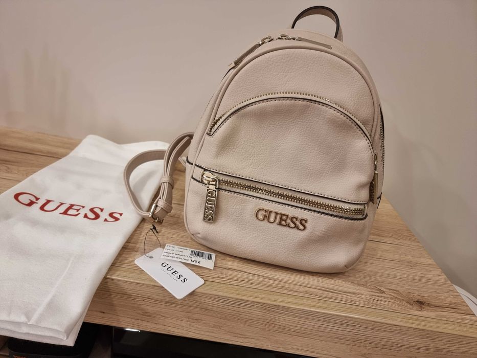 Дамска чанта Guess