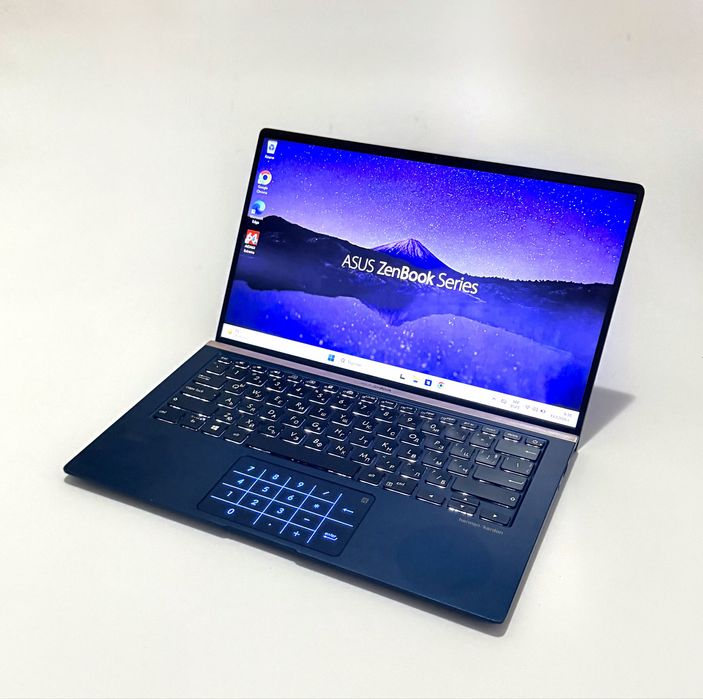 ASUS ZenBook 14 UX433/i7-8565U/256GB NVMe/8GB