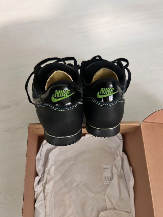 Яки маратонки Nike