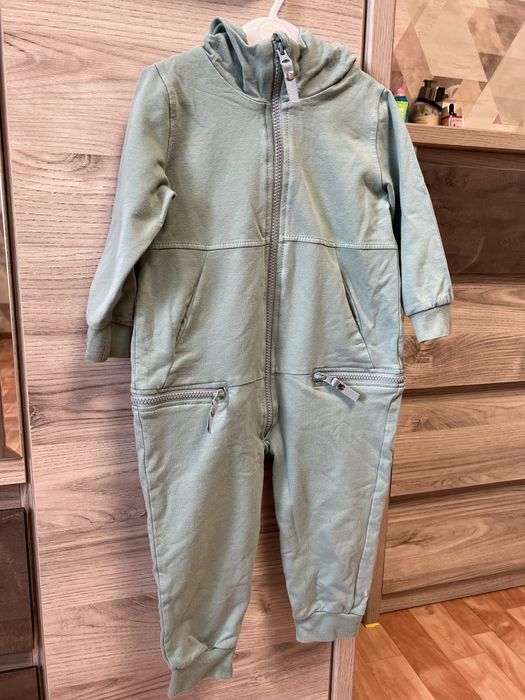 Продам детский комбенезон