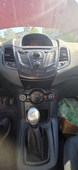 FORD Fiesta 2010 — imagine 4