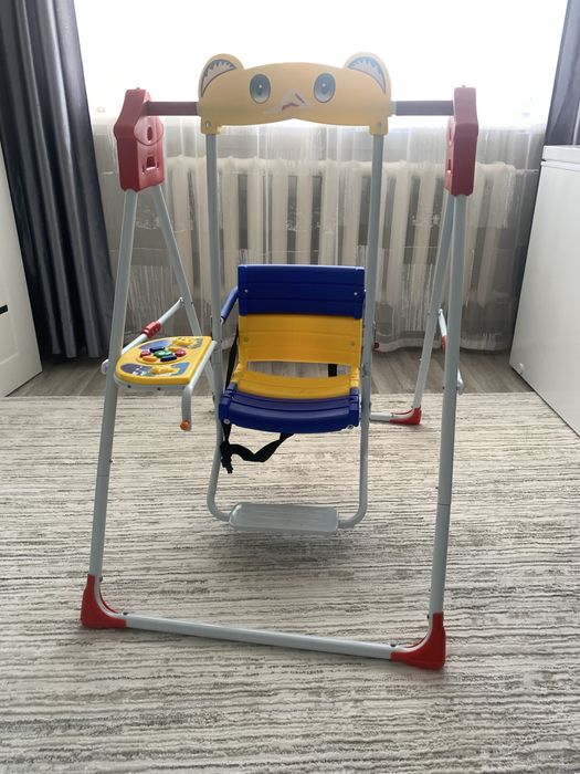 Качеля детская состояние отличное