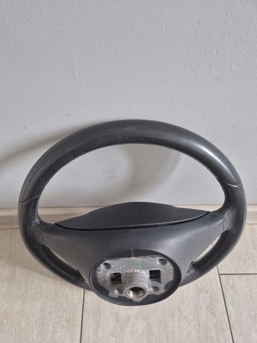 Волан за Мерцедес Ц класа W204