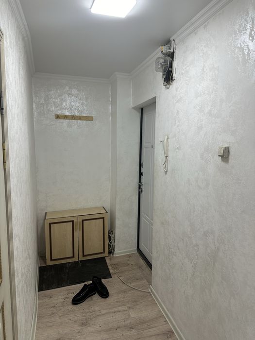 Продаю 2 комн квартиру в центре
