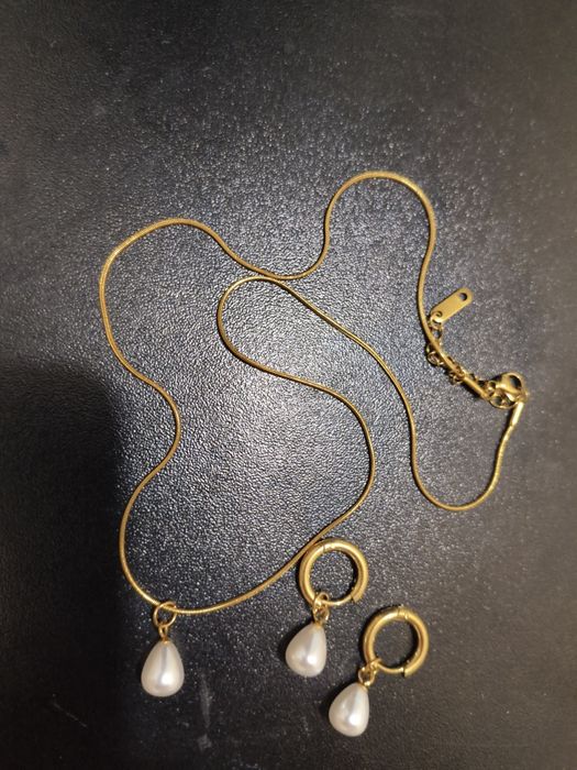 колие и обеци комплект