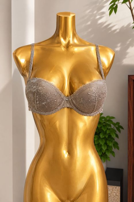 Sutien Calvin Klein bej cu dantela