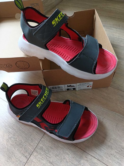 Сандали Sketchers номер 35