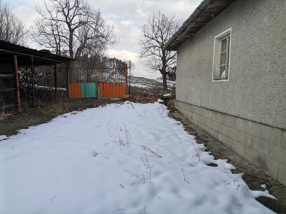 Продава се Къща в Антоново - 150 кв.м за 200 €/кв.м - Снимка #4