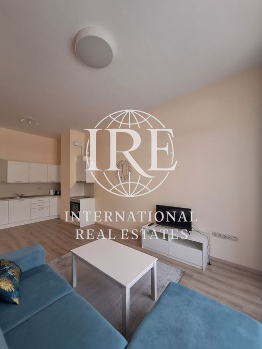 Продава се Тристаен апартамент в Варна, Аспарухово - 128 кв.м за 813 €/кв.м - Снимка #3