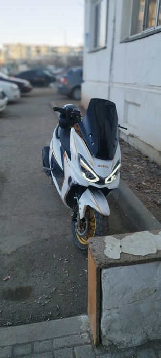 Продам макси мопед