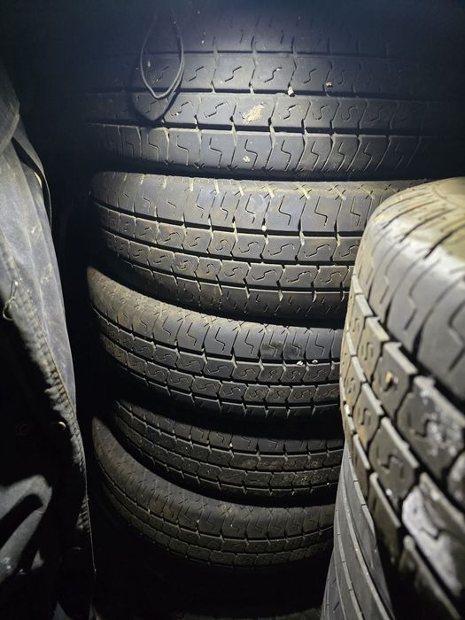 Cauciucuri de vara  187/ 75/ 16 c de vânzare + un set de iarnă