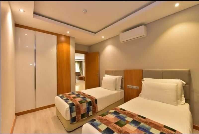 Продава се Тристаен апартамент в София, Дианабад - 102 кв.м за 1853 €/кв.м - Снимка #3