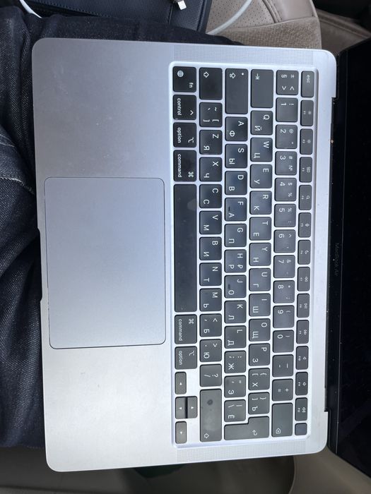 macbook air m1 2020 на блокировке