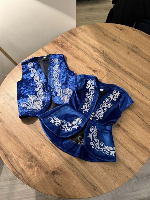 Национальные жилетки девочкам