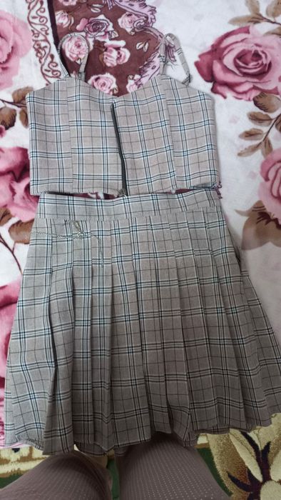 Срочно продам красивое платье в отличном состояние