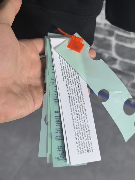 Off White блуза намалена