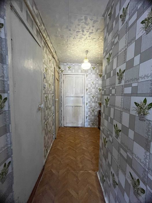 Продается 1 к на ЖД вокзал