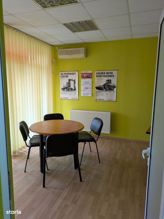 Vand spatiul comercial