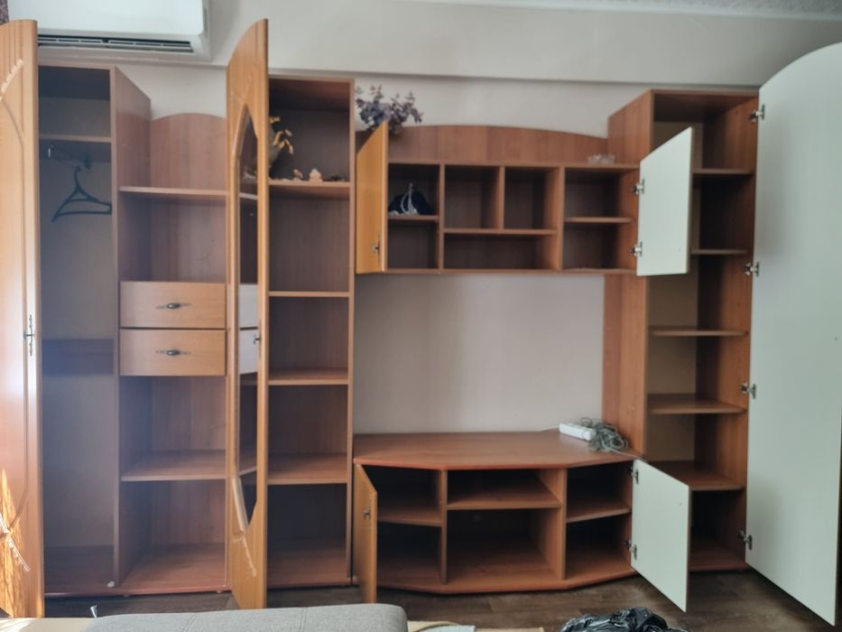 Продам горку -стенку