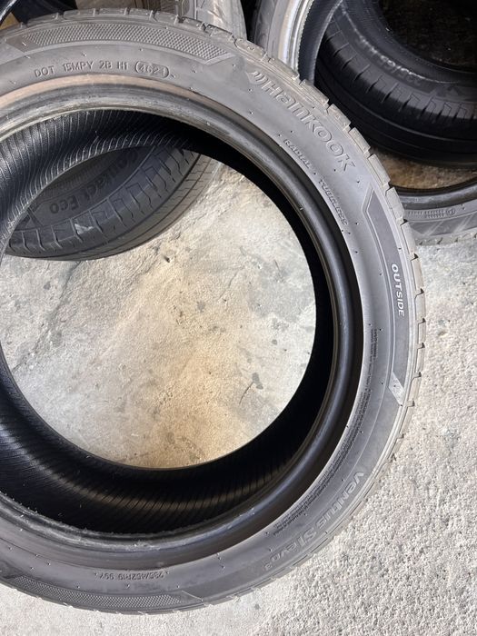 2 anvelope vara 235/45/19 , Hankook , DOT 2021