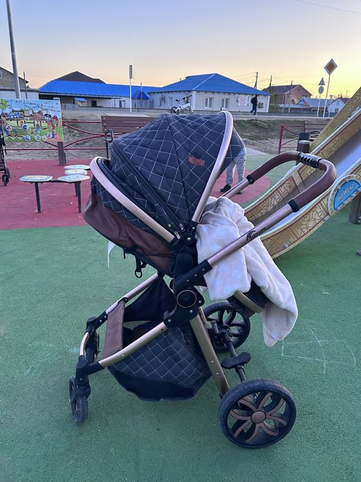 Коляска в хорошем состоянии.