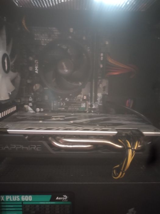 Продавам гейминг компютър