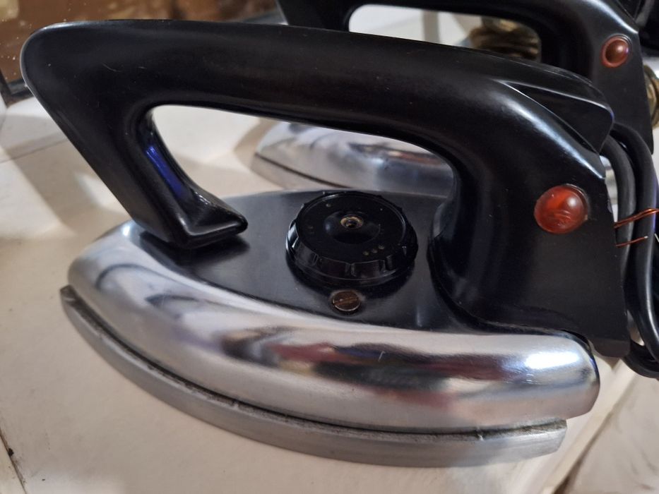 Ссср утюги рабочие.