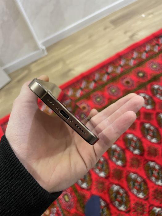 Iphone 16 Pro 256 GB 90%