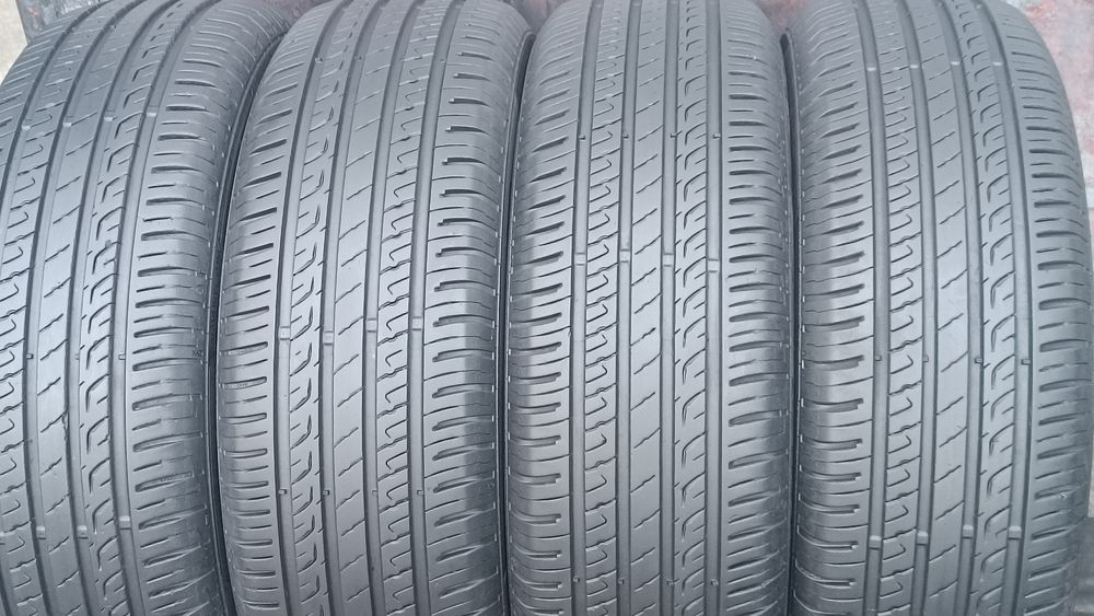 225/65/17 Barum .