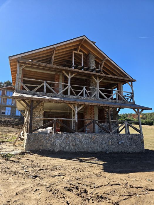 Продавам къща в УПИ на брега на язовир Батак