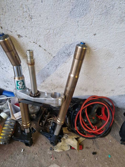 Suzuki k6,k7 650/700 предница части