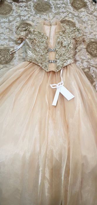 Новое вечернее платье