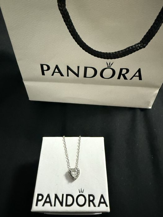 Pandora колие