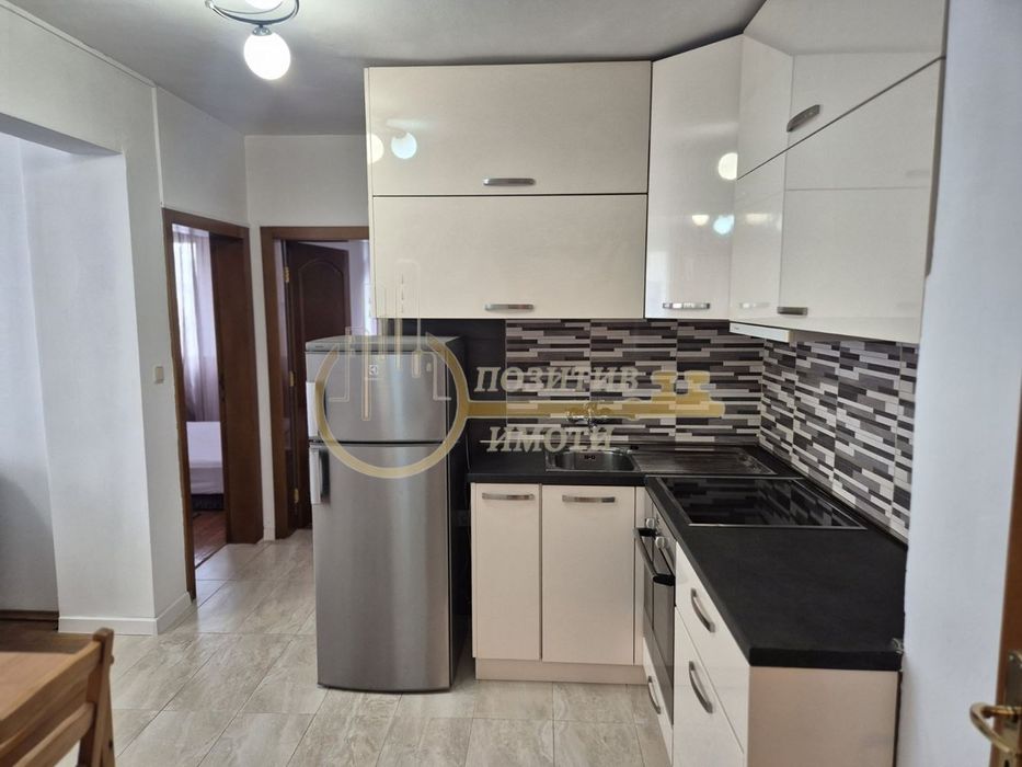 Дава се под наем Четиристаен апартамент в София, Борово - 130 кв.м за 850 € - Снимка #2