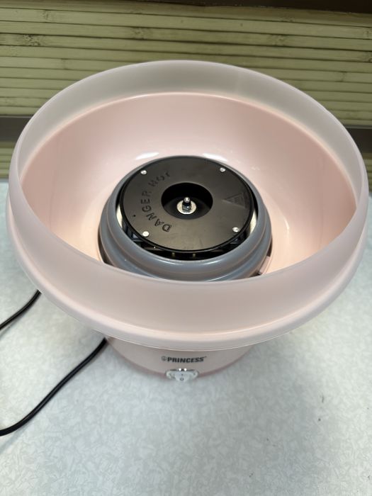 Машина за захарен памук Princess