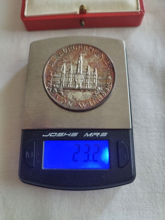 Bürgermeister (Mayor) of Vienna Table Medal сребърен медал