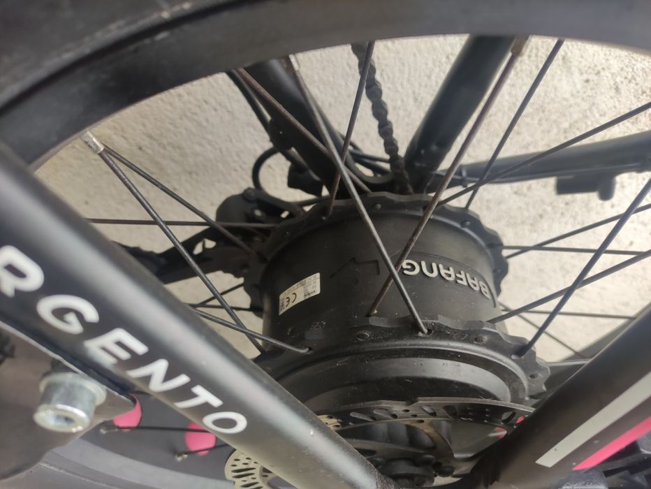 De vînzare trotineta ,bicicleta electrica