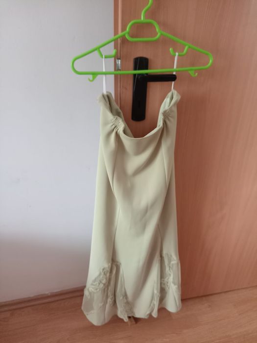 Vand rochie din 3 piese