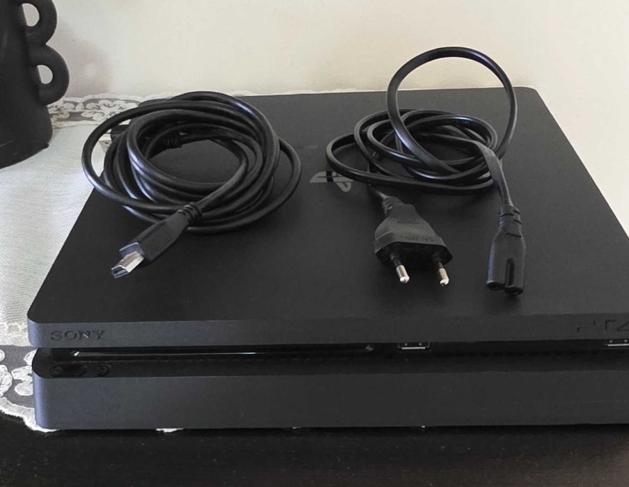 PlayStation4 Slim