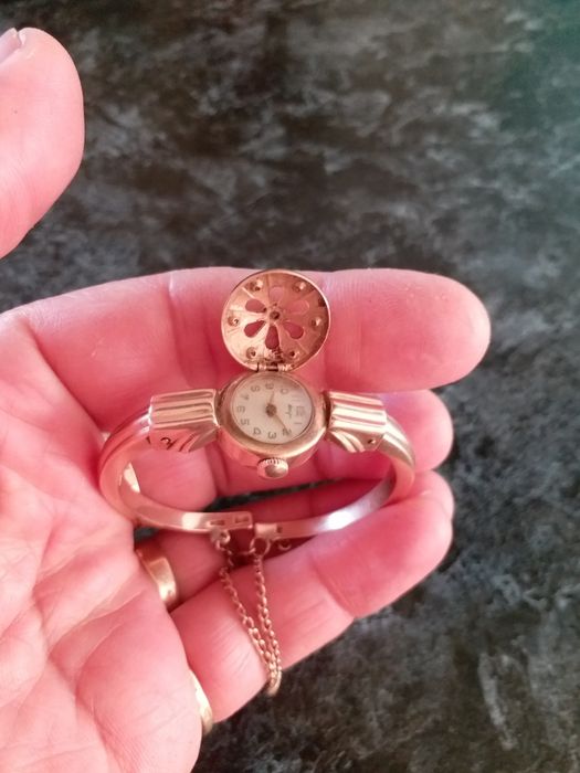 антиквариат  золотые  часы