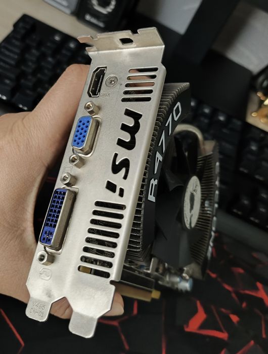 Видеокарта MSI R4770 Cyclone