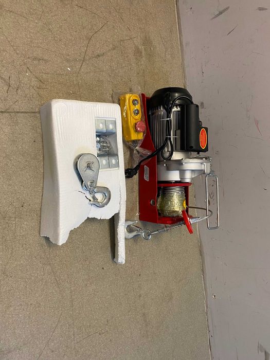 R20 Перфоратор безчетков SDS-Max 7J 1x4Ah/	Телфер електрически