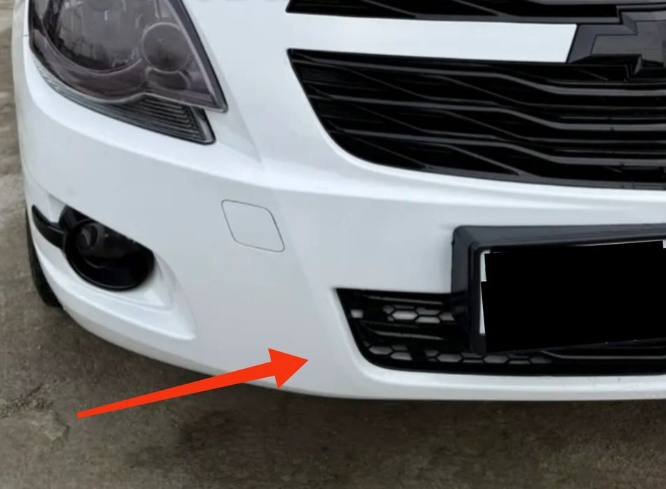 Нижняя решетка в бампер Chevrolet Cobalt / Ravon R4