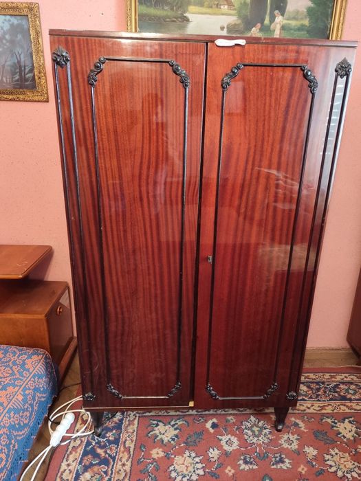 vind dulap 2 usi simasuta  machiaj cu oglinda