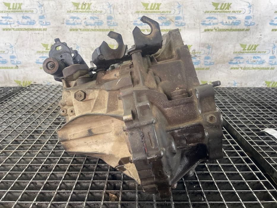 Cutie viteze manual 5 trepte 4x4 C401G209 1.4 d 1NDTV Toyota Urban Cr